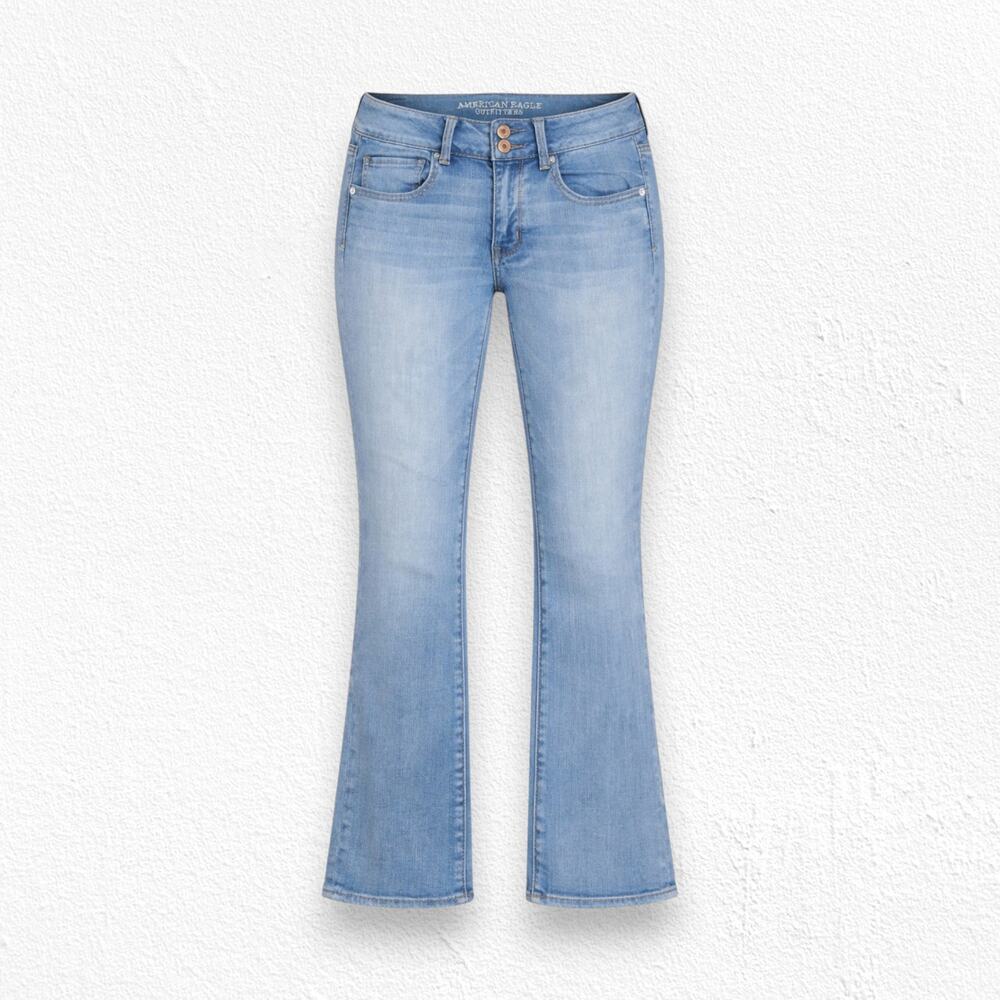 American Eagle Light Wash Artist Crop Kick Flare Stretch Denim Jeans Size 6